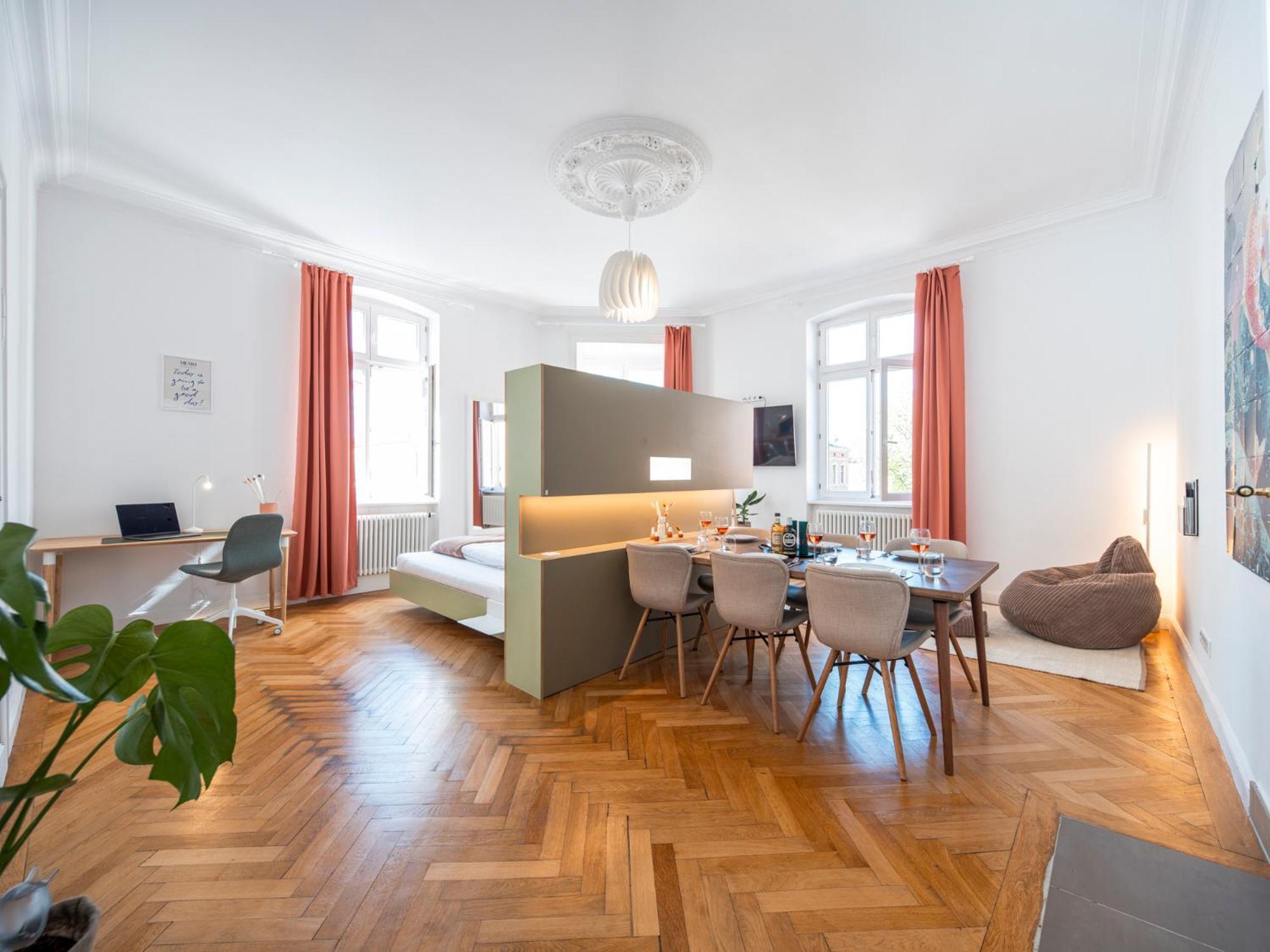 Appartement Bunter Hund - Balkon, Zentral, Geraeumig *